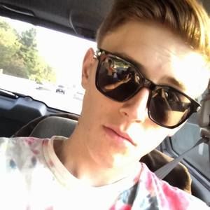 Meet your Posher, Thomas